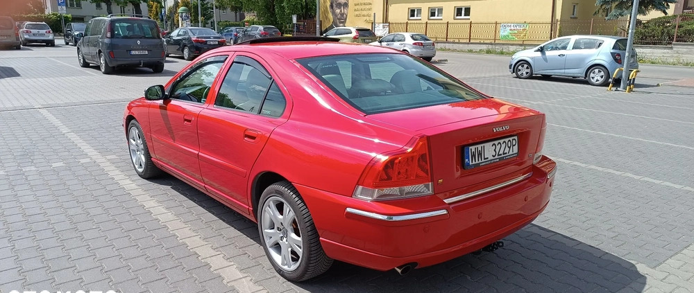 Volvo S60 cena 36000 przebieg: 253000, rok produkcji 2006 z Wołomin małe 254